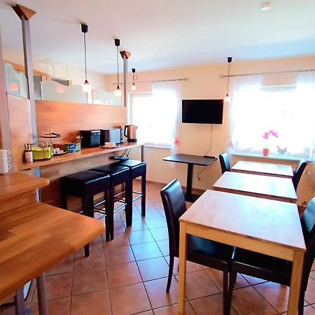 Bodensee Gaestehaus Tettnang Albergo Ngoại thất bức ảnh