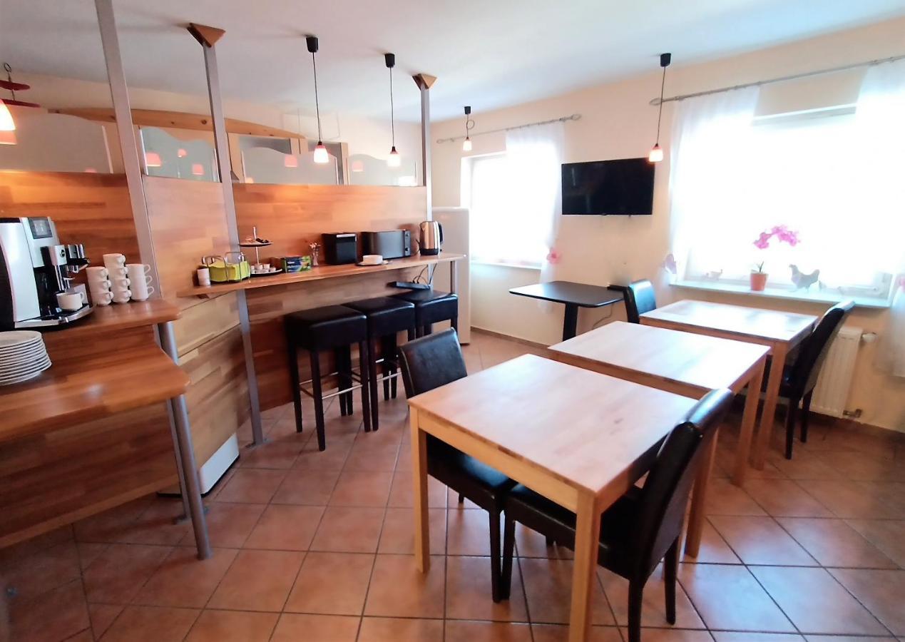 Bodensee Gaestehaus Tettnang Albergo Ngoại thất bức ảnh