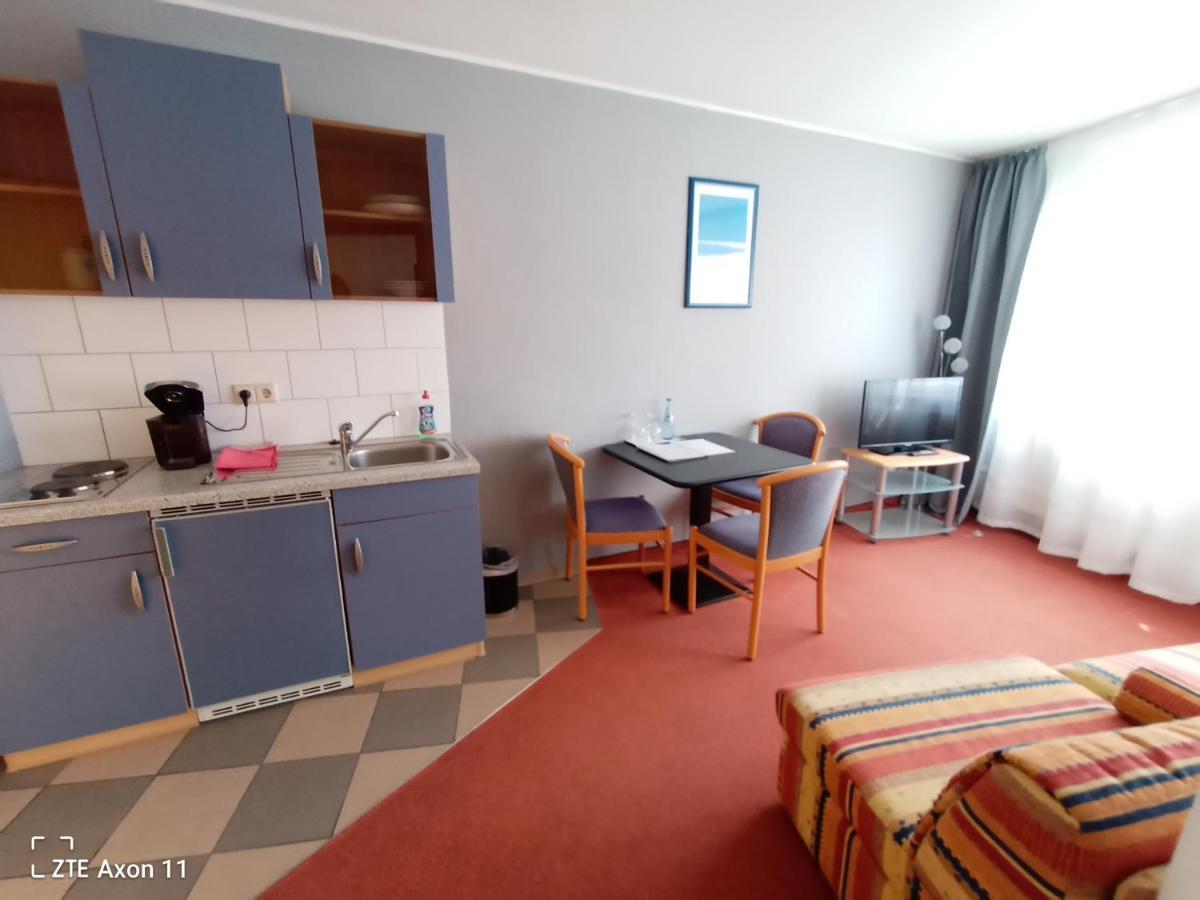 Bodensee Gaestehaus Tettnang Albergo Ngoại thất bức ảnh